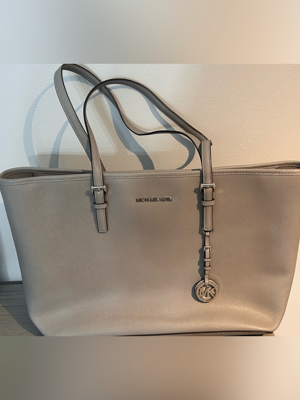 Michael Kors Jet Set Travel Tote Bag in Pearl Grey